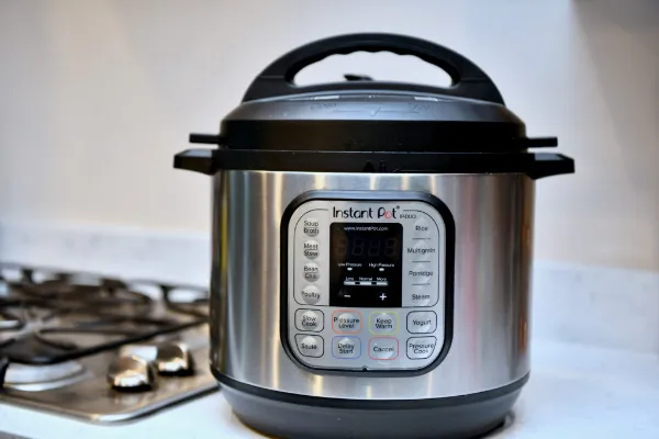 Instant Danger and the Risk Factors for Generation Z with Exploding Pressure Cookers