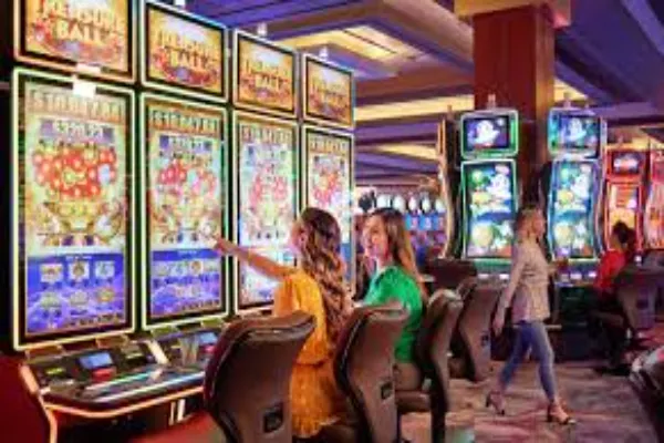 How Live Casino Streaming is Revolutionizing the Player Experience