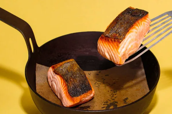 The Science of Perfectly Crispy Fish Skin: Techniques from Top Sushi Chefs