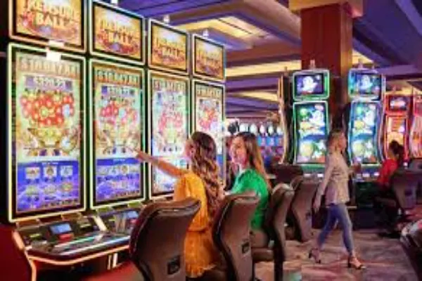 How Spin Play Makes Slot Games More Interesting For Players