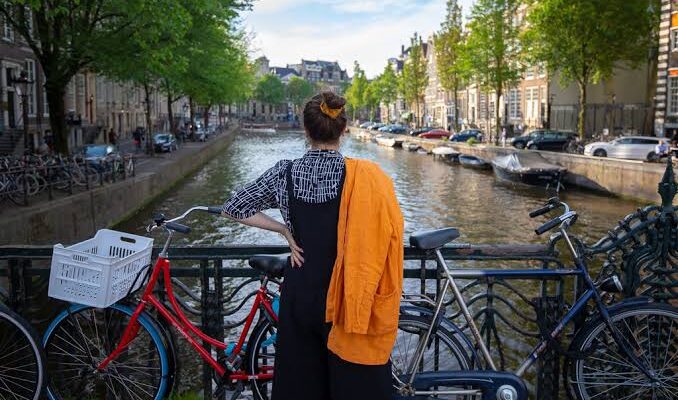 How to Maximize Your Day in Any New City
